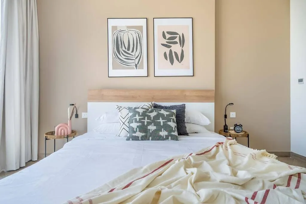 Apartment Dayf-Alfa 1-Bedroom For 4 Pax, Prime Location Near Zaabeel Park And Max Metro Dubai